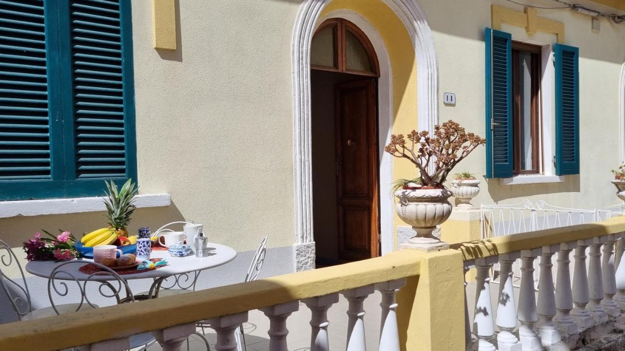 La Terrazza Nel Cuore Di Capoliveri Dış mekan fotoğraf