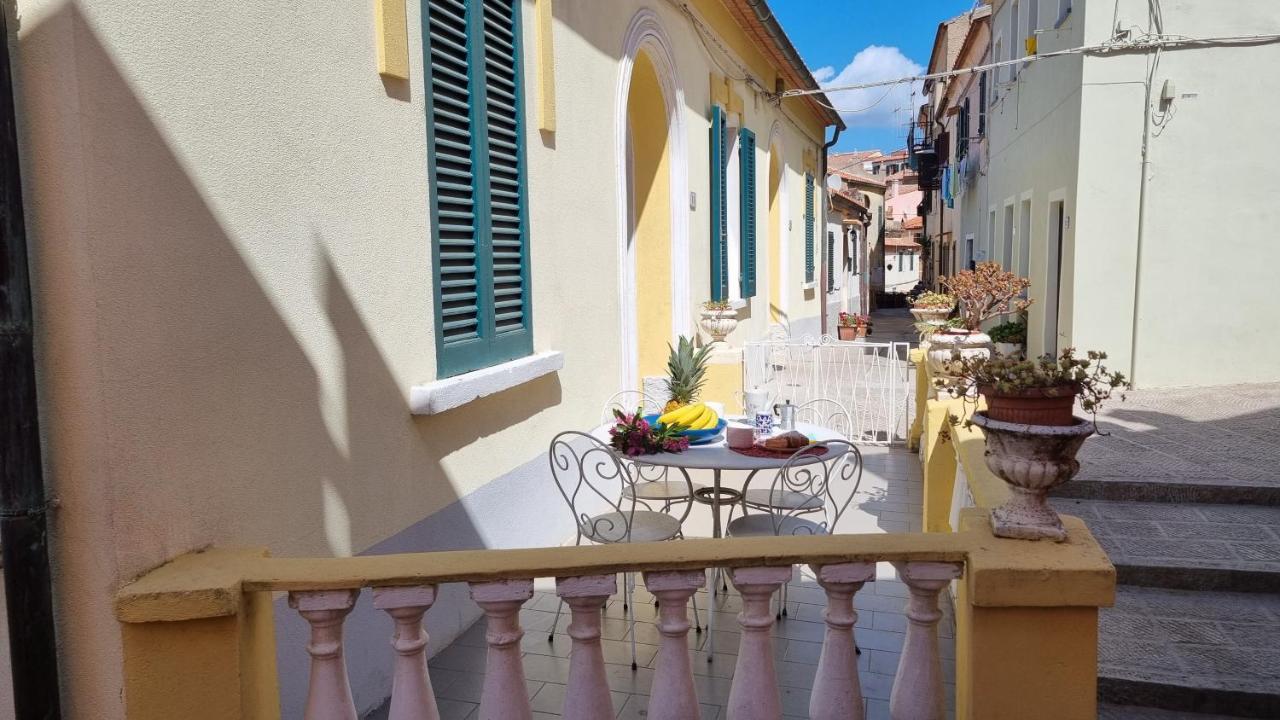 La Terrazza Nel Cuore Di Capoliveri Dış mekan fotoğraf